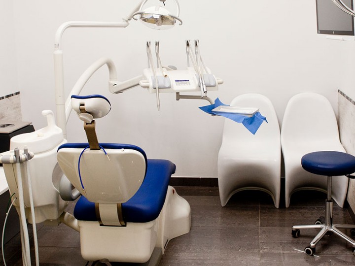 Oralduero cl&iacute;nica dental en Aranda de Duero foto gabinete
