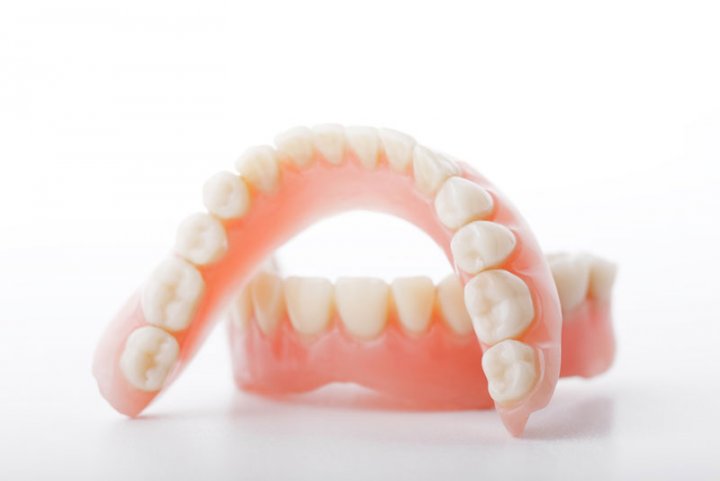 Oralduero clínica dental en Aranda de Duero tratamientos prótesis dentales
