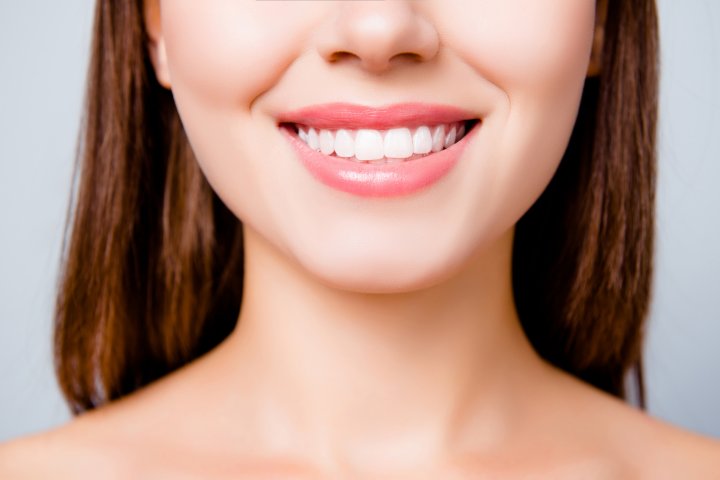 recomendaciones tras una cirugía de implantes dentales